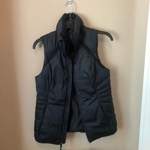 Women’s Small Puffer Vest